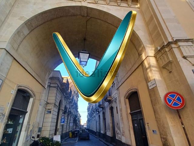 Attico in vendita a Acireale, Sicilia