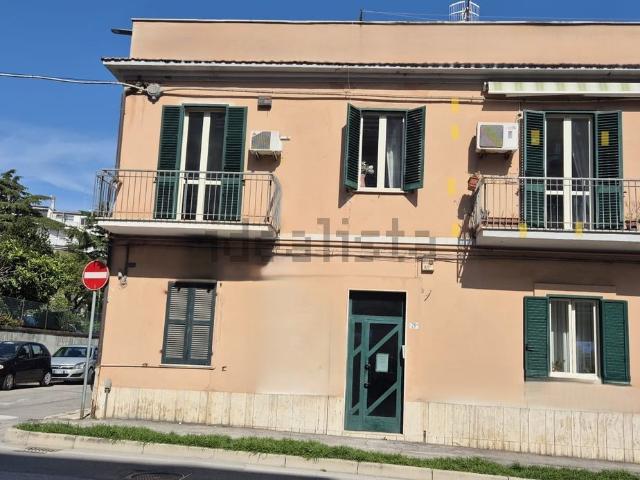 Appartamento in vendita a Ortona, Abruzzo