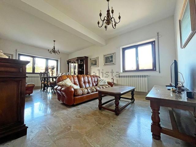 Appartamento in vendita a Colle Pretara, L'Aquila