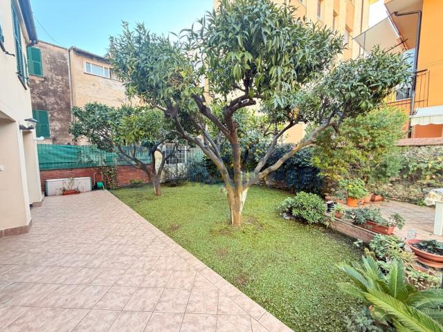 Appartamento in vendita a Riva Ligure, Liguria