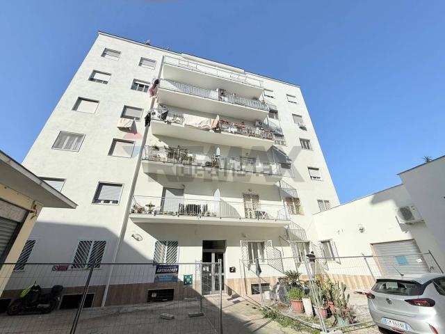 Appartamento in vendita a Municipalità 3, Campania