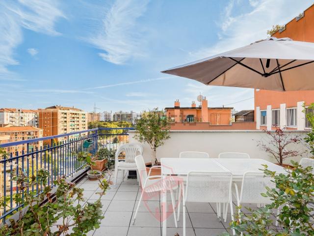 Attico in vendita a Cologno Monzese, Lombardia