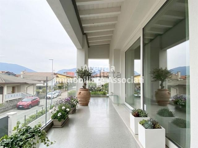 Attico in vendita a Borgo Isola, Cassola