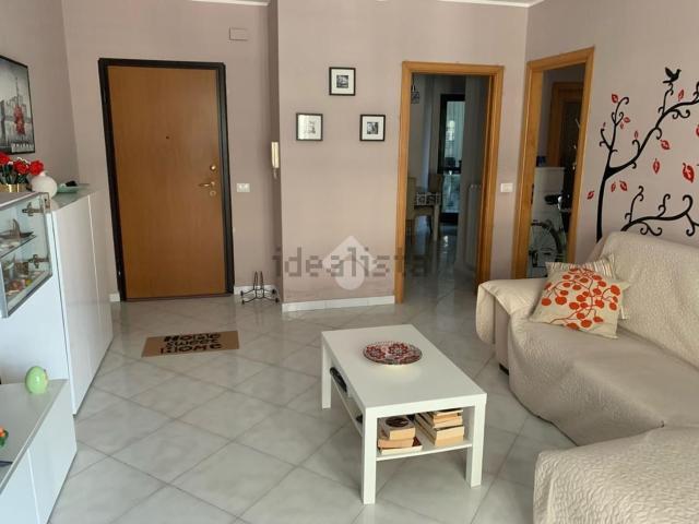 Appartamento in vendita a Caserta, Campania