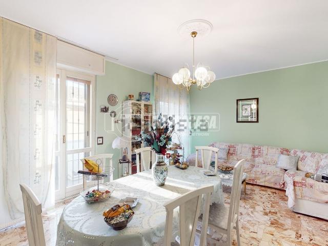 Appartamento in vendita a Paullo, Lombardia