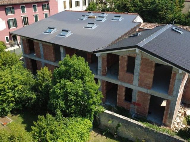 Appartamento in vendita a San Felice Extra, Brenzone