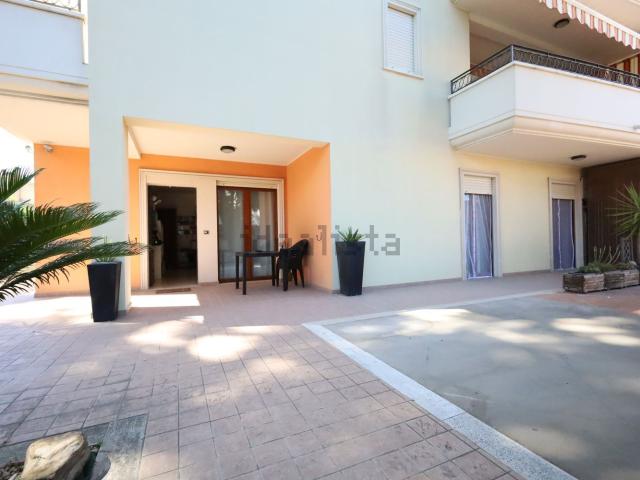 Appartamento in vendita a Roseto Degli Abruzzi, Abruzzo