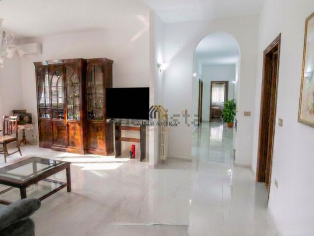 Appartamento in vendita a Puglia, Bari