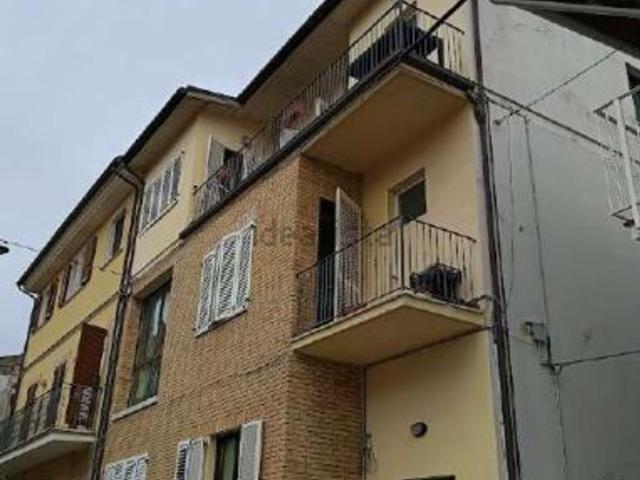 Appartamento in vendita a Centro, Marche