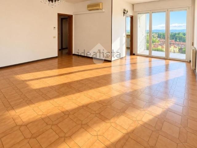 Appartamento in vendita a Colombara, Modena