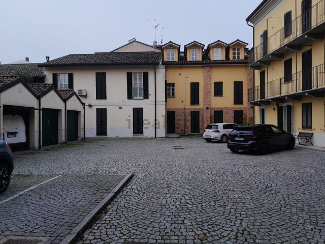 Appartamento in vendita a Casteggio, Lombardia