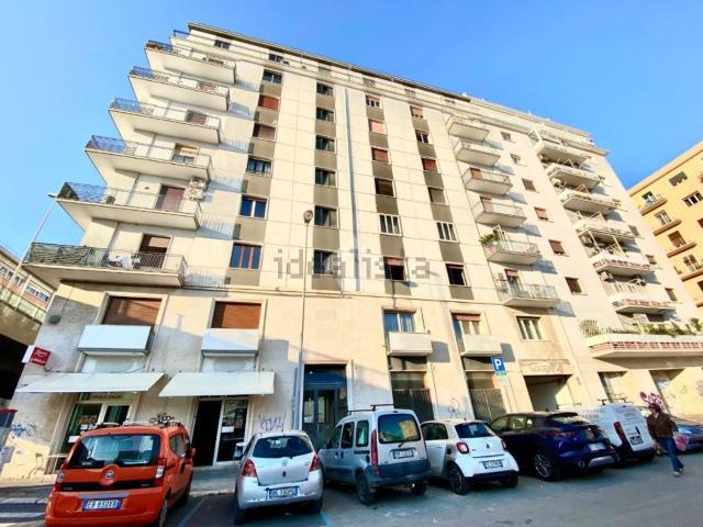 Appartamento in vendita a Madonnella, Bari