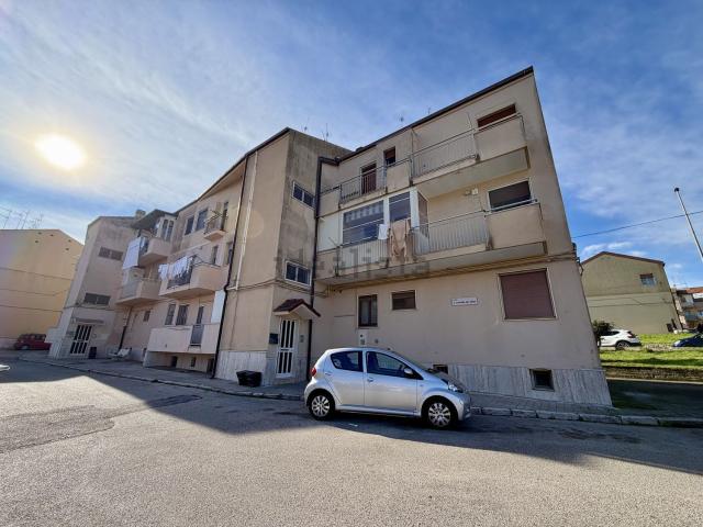 Appartamento in vendita a Serra Venerdì, Matera