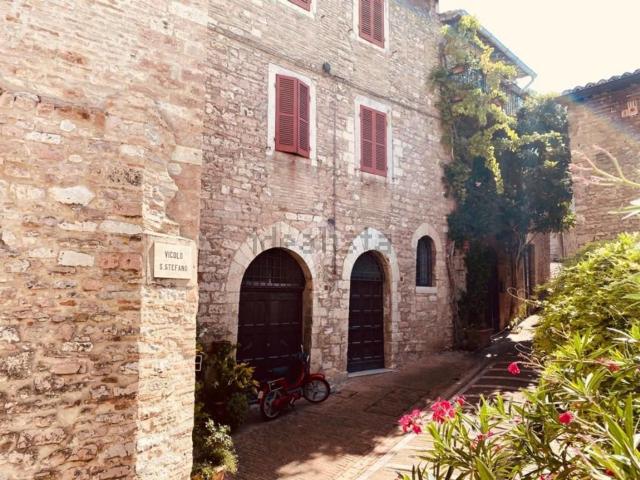Appartamento in vendita a Assisi, Umbria