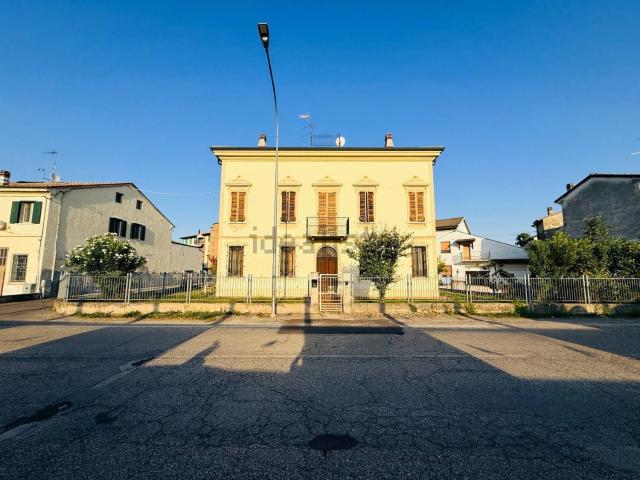 Appartamento in vendita a Poggio Rusco, Mantova