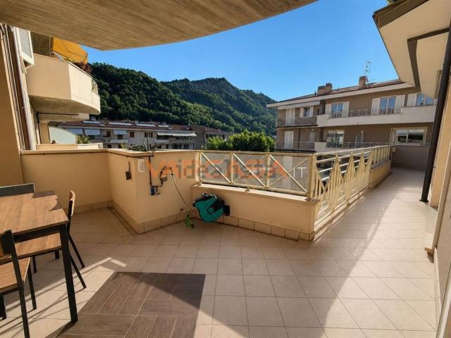 Appartamento in vendita a Sarnico, Lombardia