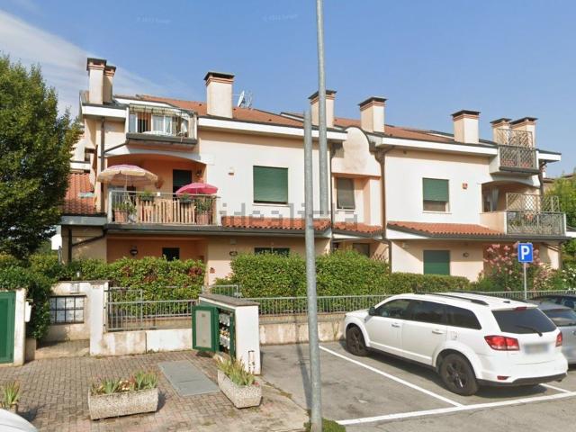 Appartamento in vendita a Bertesinella, Vicenza