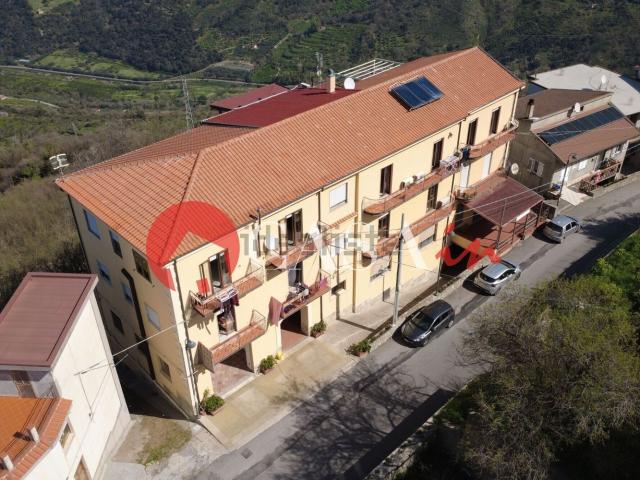 Appartamento in vendita a San Salvatore Di Fitalia, Sicilia
