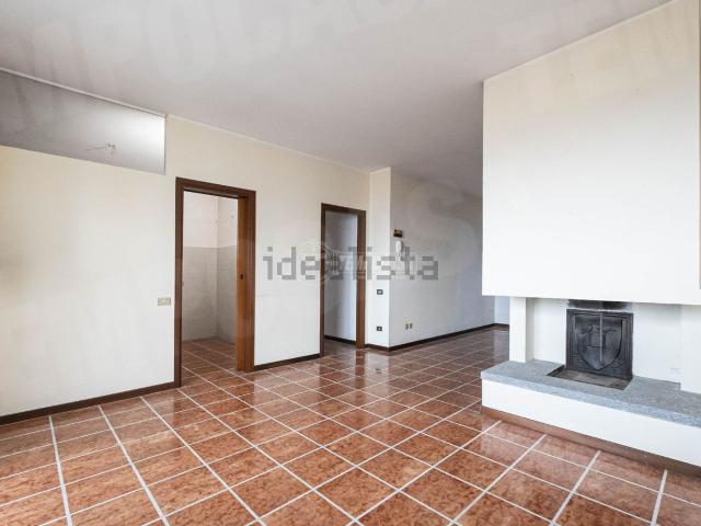 Appartamento in vendita a Paderno, Seriate