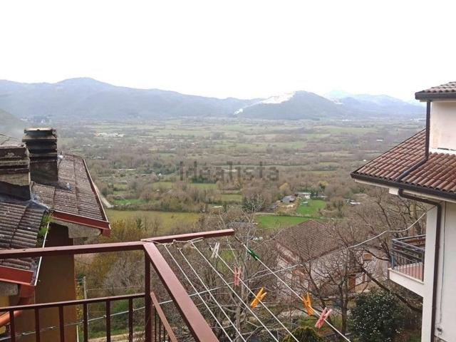 Appartamento in vendita a Pereto, Abruzzo