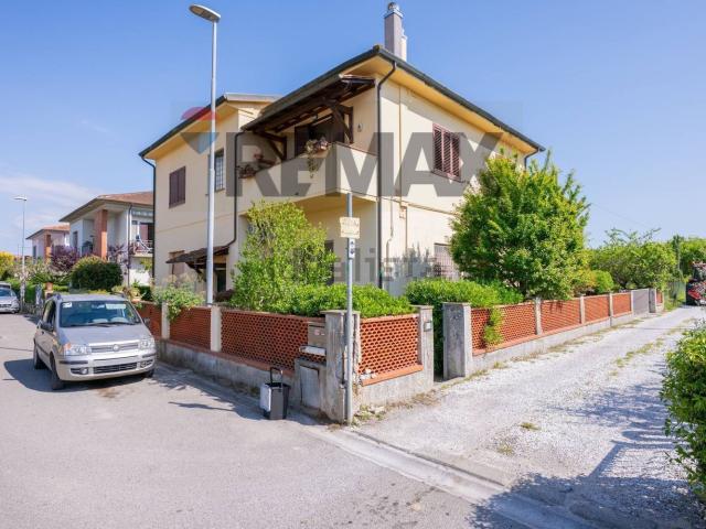 Appartamento in vendita a Pisa, Toscana