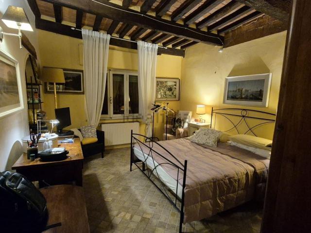 Appartamento in vendita a Camaiore, Toscana