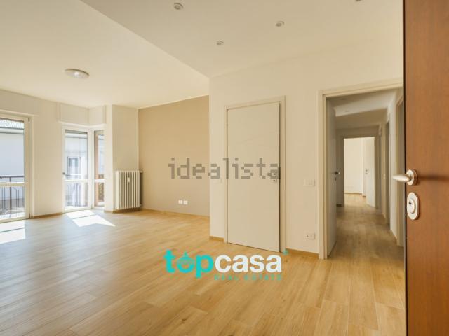 Appartamento in vendita a Busto Arsizio, Lombardia