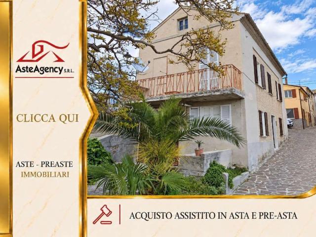 Appartamento in vendita a Laqua, Montegiorgio