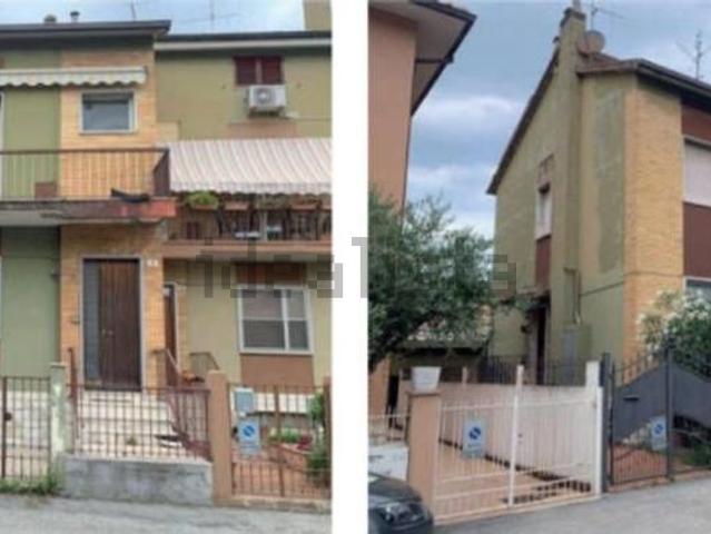 Appartamento in vendita a Calcinari, Marche