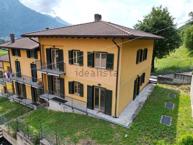 Appartamento in vendita a Dubino, Lombardia