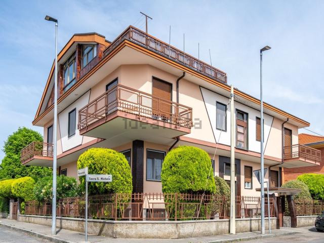 Appartamento in vendita a Leumann, Piemonte