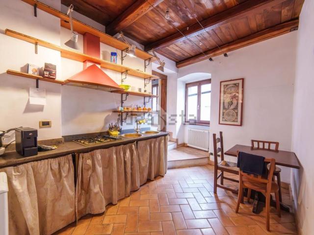 Appartamento in vendita a Viterbo, Lazio