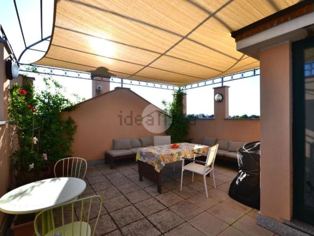 Appartamento in vendita a Sedriano, Lombardia