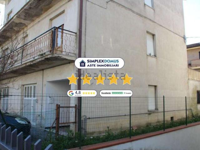 Appartamento in vendita a Montecosaro Scalo, Montecosaro