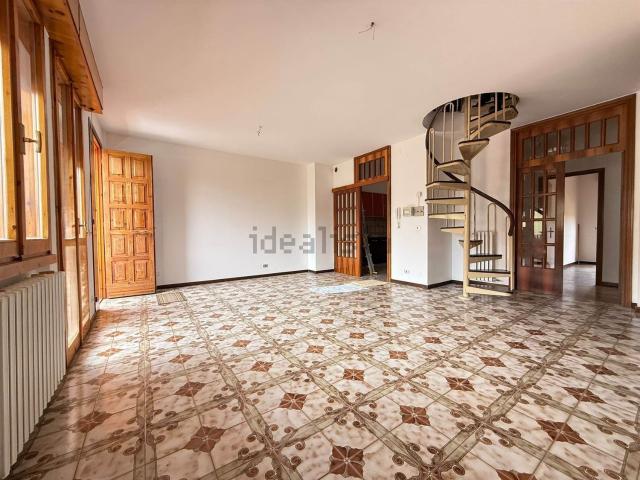 Appartamento in vendita a Trecastelli, Marche
