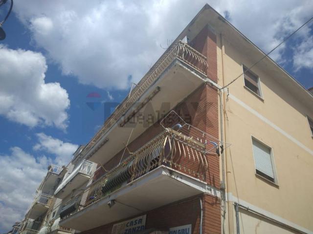 Appartamento in vendita a Scauri, Minturno