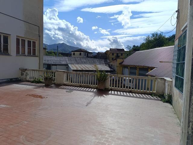 Appartamento in vendita a Ceranesi, Liguria