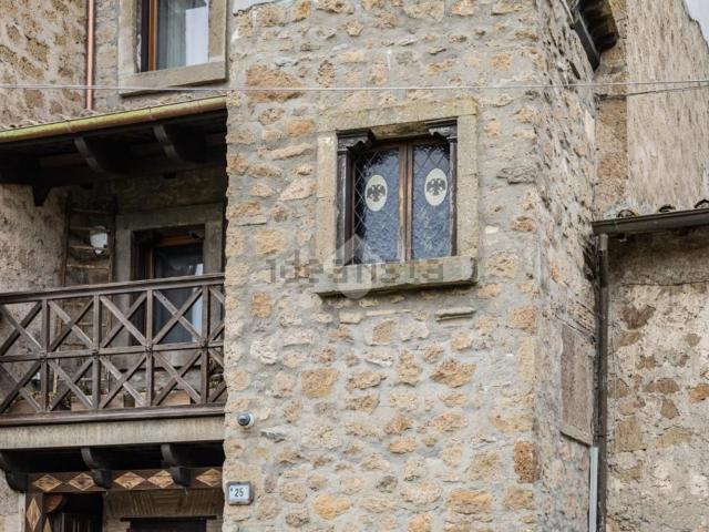 Appartamento in vendita a Le Valli, Vetralla