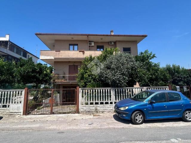 Appartamento in vendita a Aprilia, Lazio