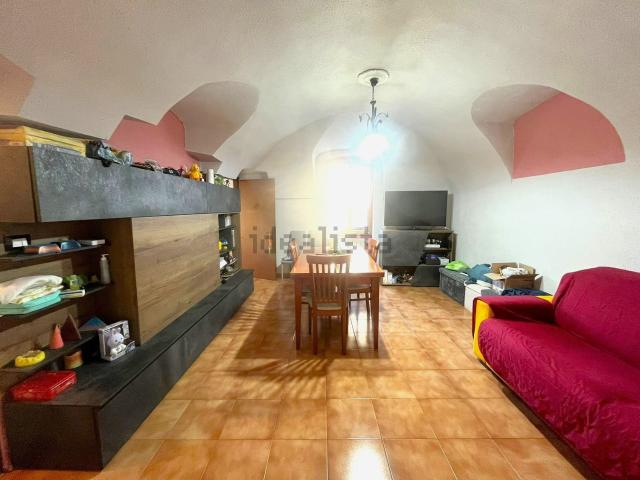 Appartamento in vendita a Dolceacqua, Liguria