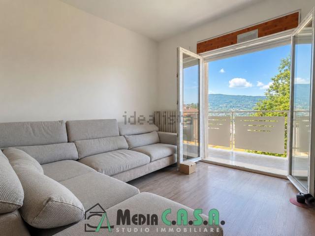 Appartamento in vendita a Poggio di Bretta, Ascoli Piceno