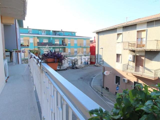 Appartamento in vendita a Porto d'Ascoli centro, Marche