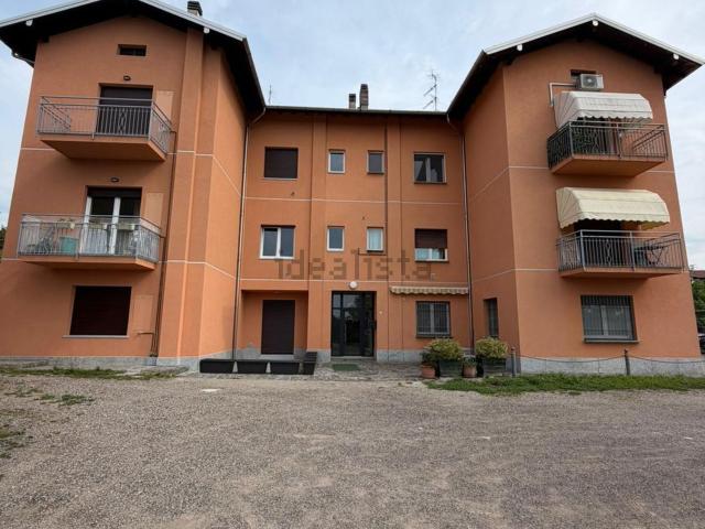Appartamento in vendita a La Bassa, Varese