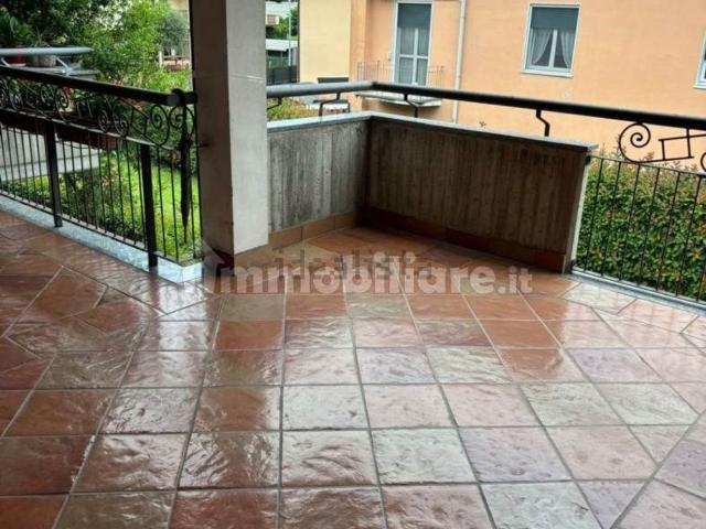 Appartamento in vendita a Trezzano Rosa, Lombardia