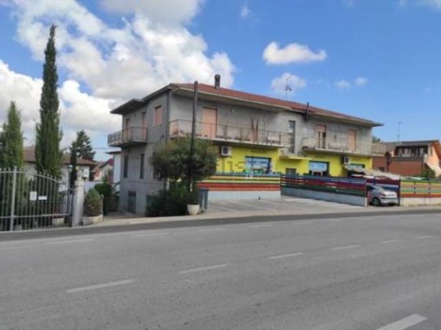 Appartamento in vendita a Cappelle Sul Tavo, Abruzzo