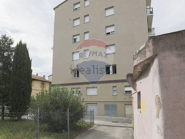 Appartamento in vendita a Porta Pesa, Marche