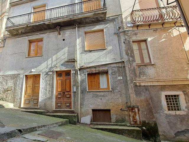 Appartamento in vendita a Bronte, Sicilia