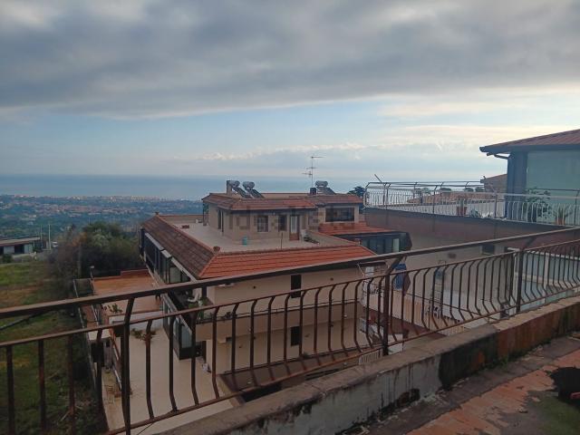 Appartamento in vendita a Acireale, Sicilia