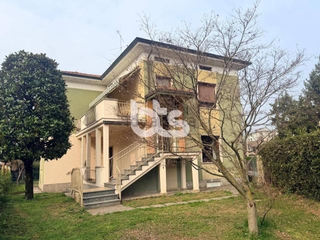 Appartamento in vendita a Pirlotti, Capriolo