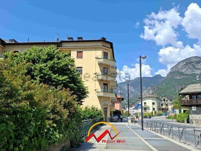 Appartamento in vendita a Saint Vincent, Aosta